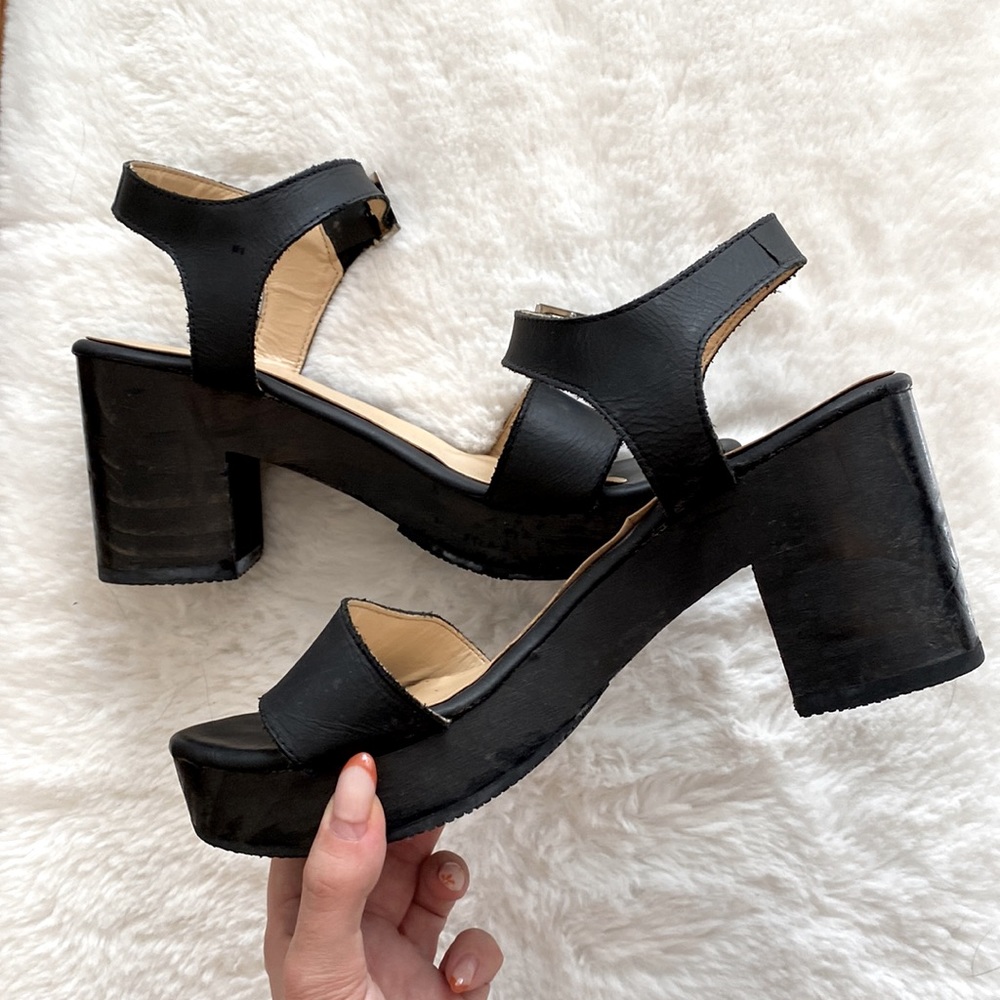 American Apparel Wooden Chunky Heel Sandals Size 8